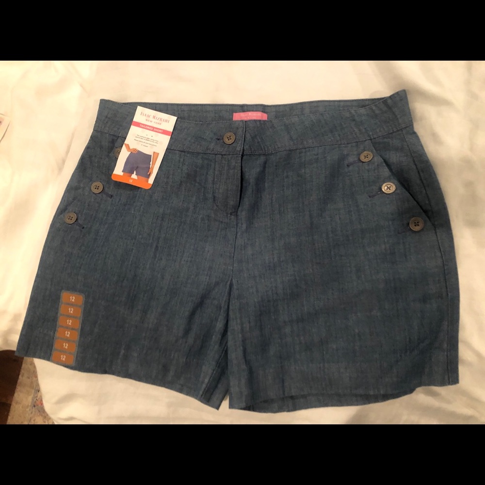 Size 12 Chambry light weight shorts